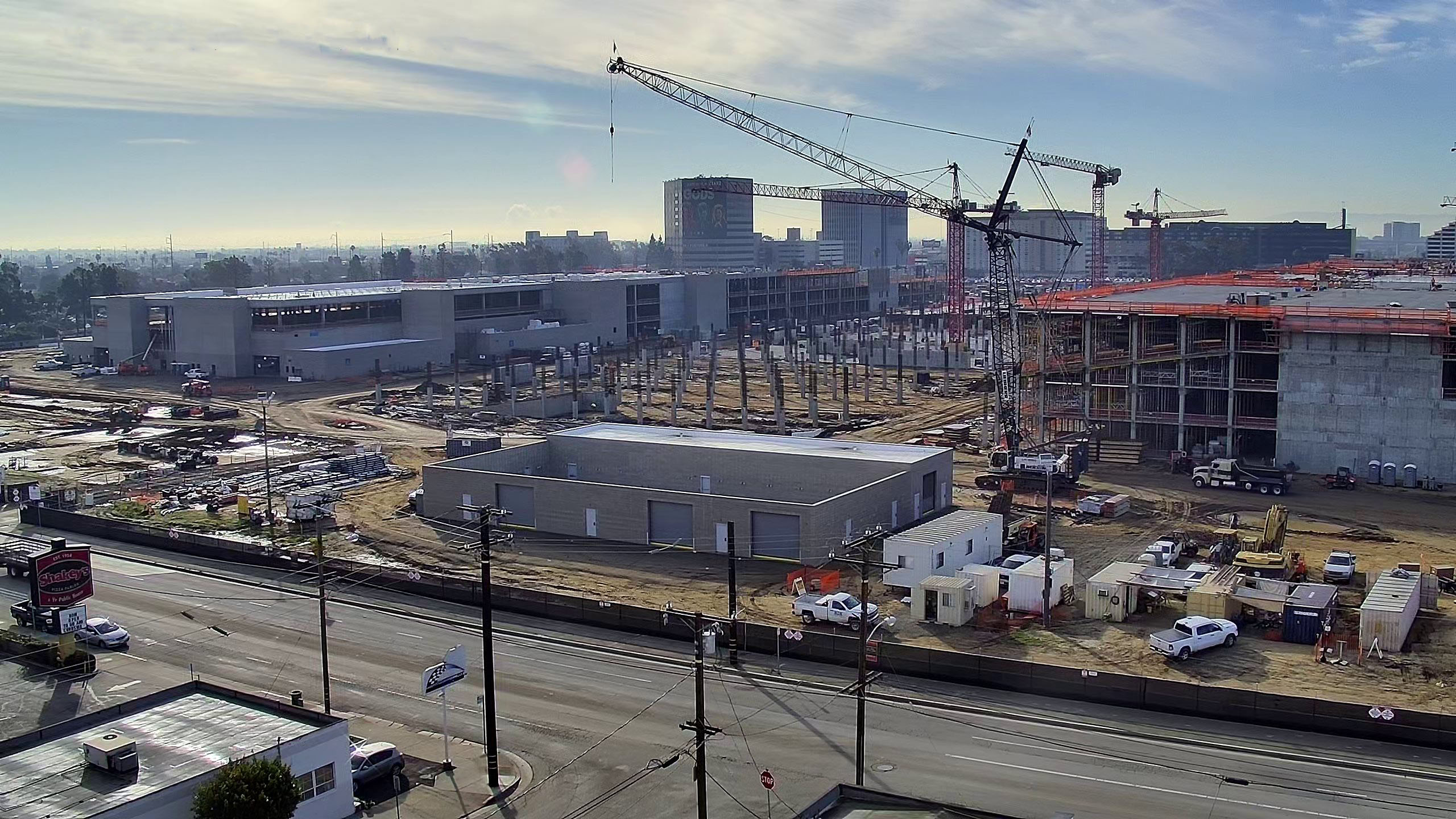 North view of the Consolidated Rent-A-Car (ConRAC) facility construction site.