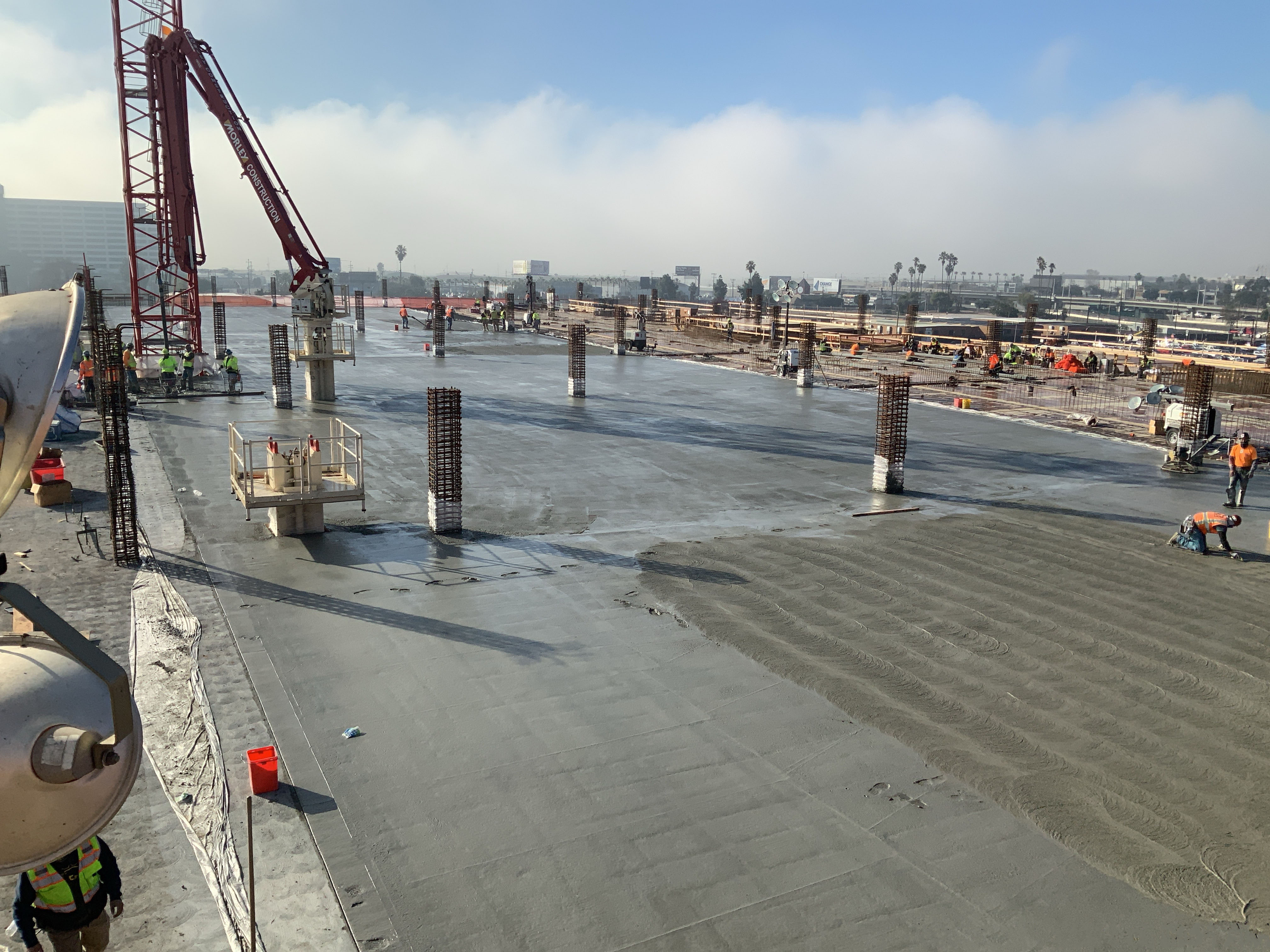 Fourth level concrete deck pour at the Consolidated Rent-A-Car (ConRAC) facility Ready Return building.
