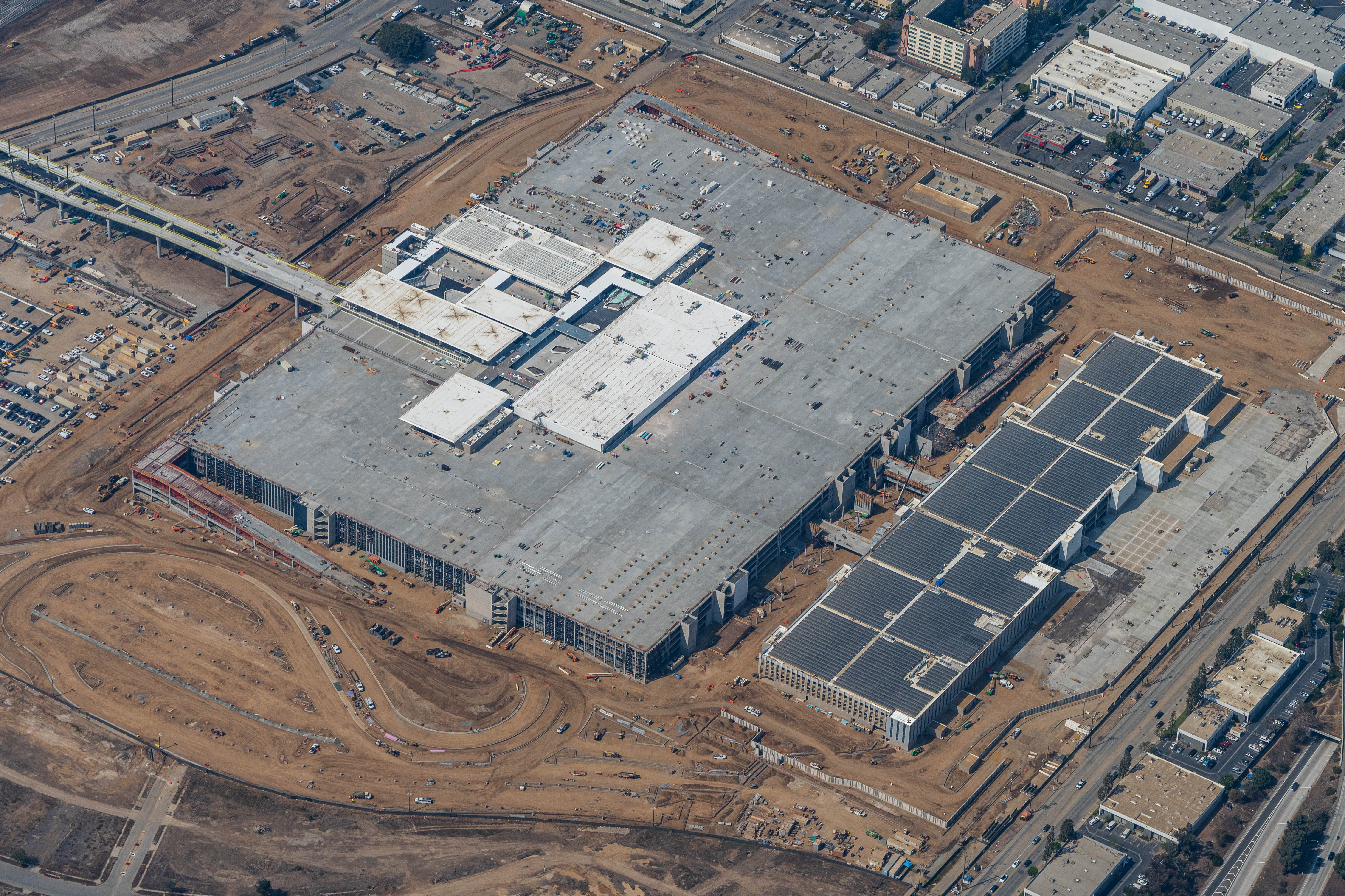 Aerial site view of the Consolidated Rent-A-Car facility.