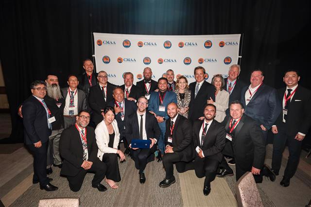 North Airfield Exit Taxiways project team members from Los Angeles World Airports, Granite Construction Company, Royal Electric, HNTB, and KDG Construction Consulting celebrate receiving the "Southern California Project Achievement" award.